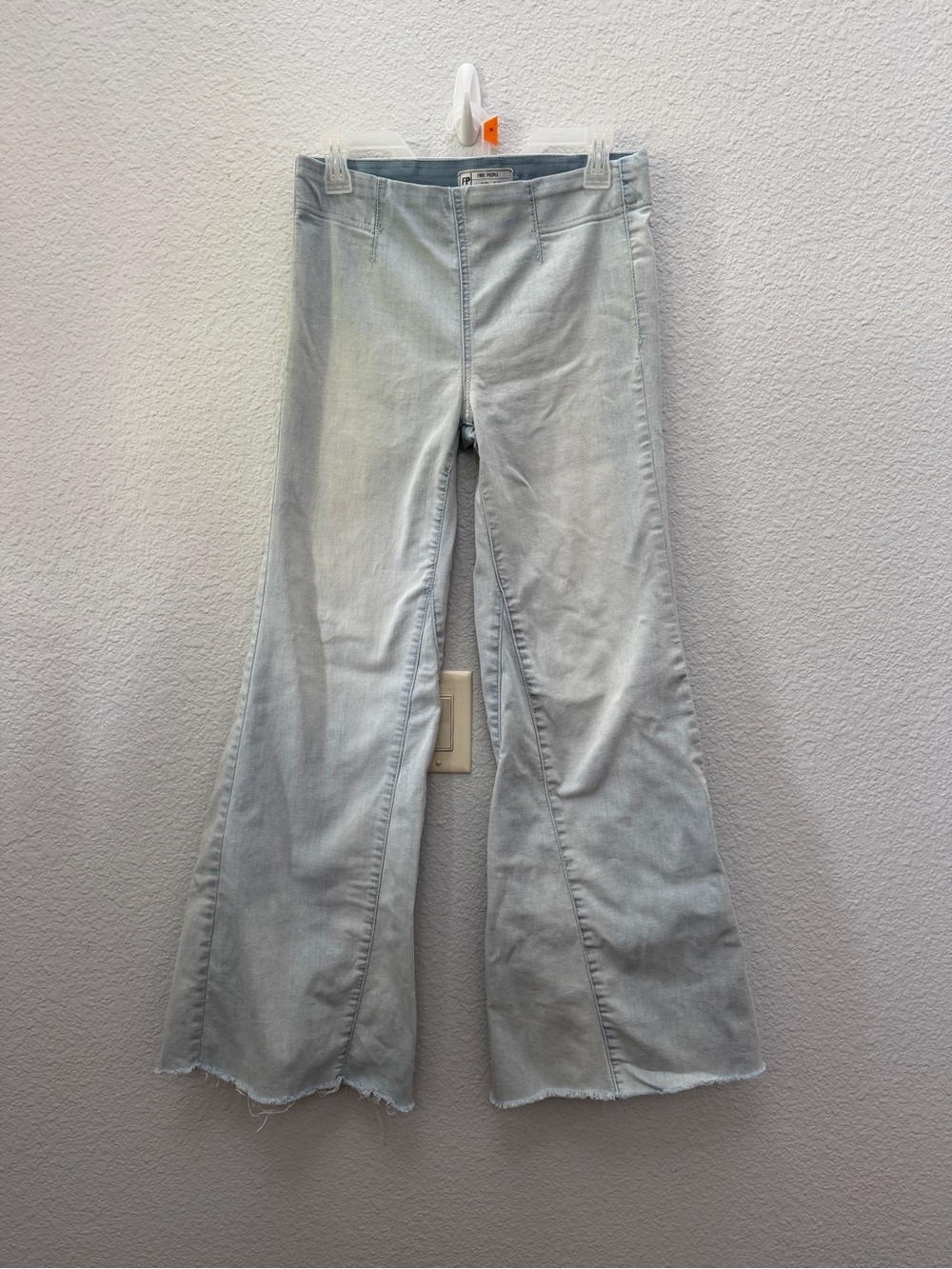 Free People Pale Blue High-Rise Flare Jeans - Size 28 - Picture 2 of 4